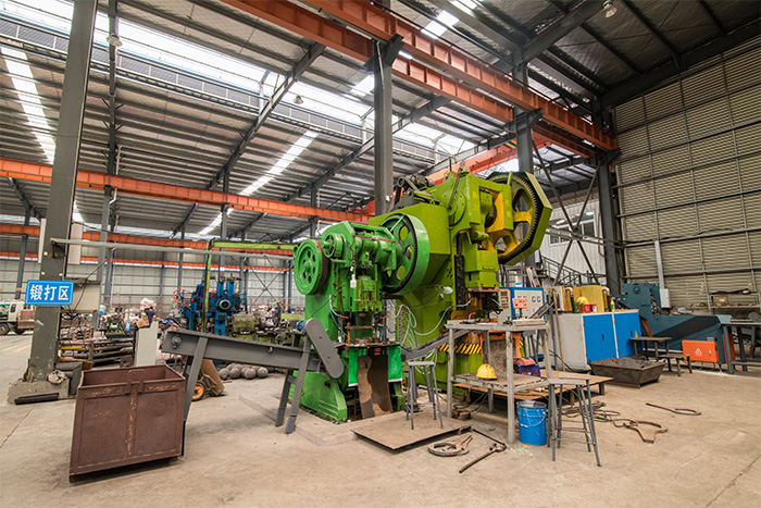 瑞昌网架配件-锥头加工车间